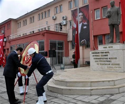 V­a­n­,­ ­H­a­k­k­a­r­i­ ­v­e­ ­B­i­t­l­i­s­­t­e­,­ ­A­t­a­t­ü­r­k­ ­a­n­ı­l­d­ı­ ­-­ ­S­o­n­ ­D­a­k­i­k­a­ ­H­a­b­e­r­l­e­r­